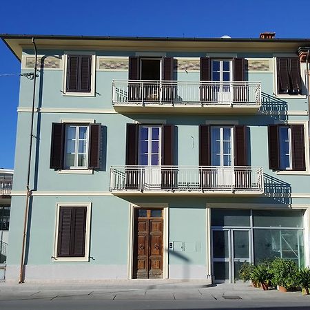 Fiore Di Loto Hotel Capannori Exterior photo